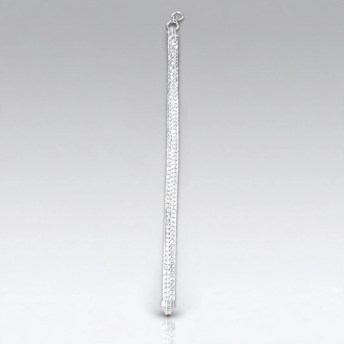 Elegant Textured Link Bracelet
