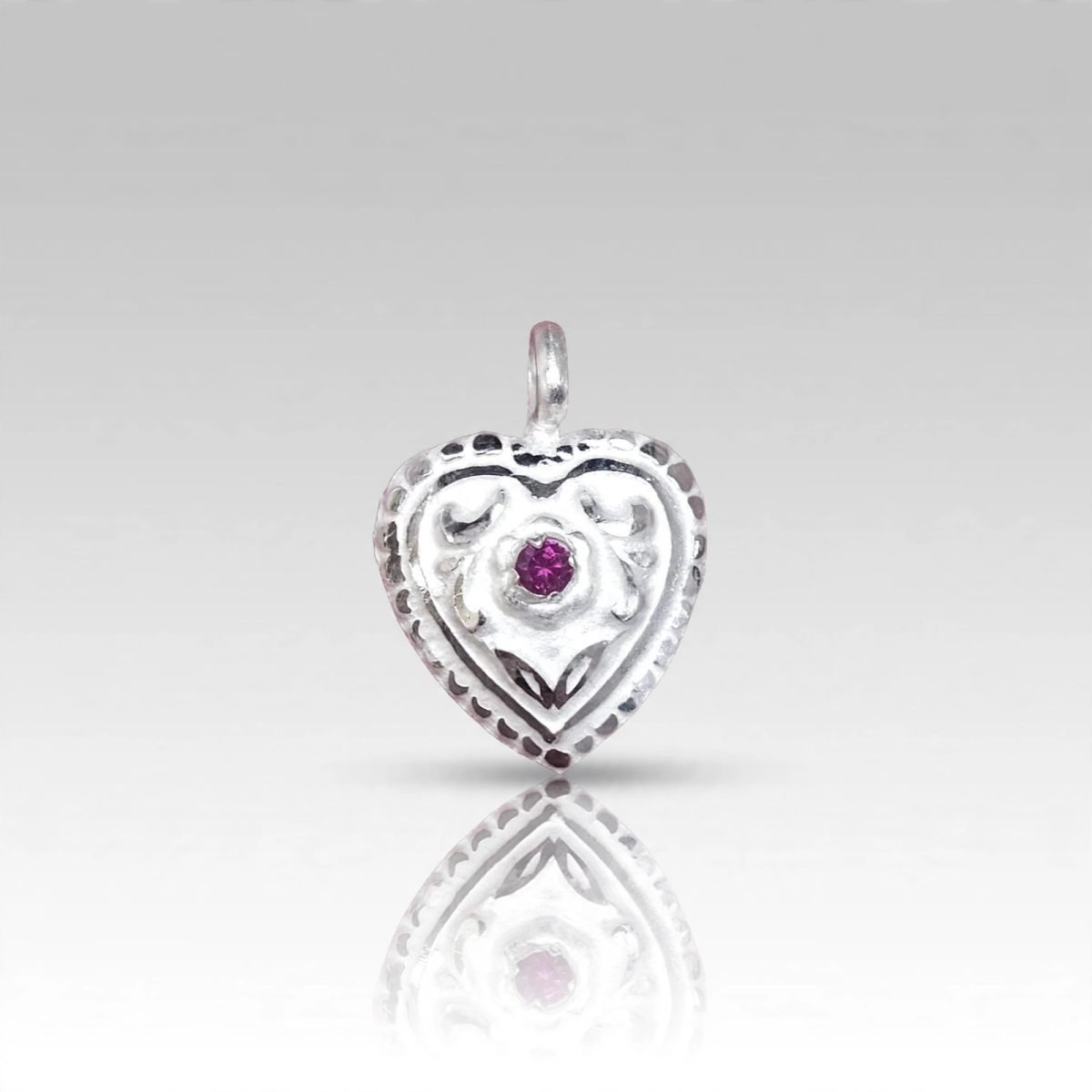 Vintage Heart Silver Pendant with Magenta Gemstone