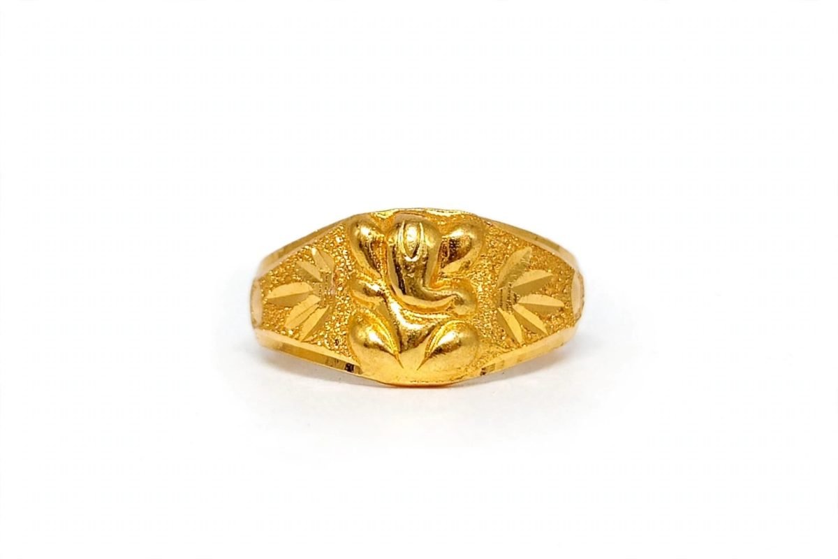 Auspicious Divine Lord Ganesha Gold Ring