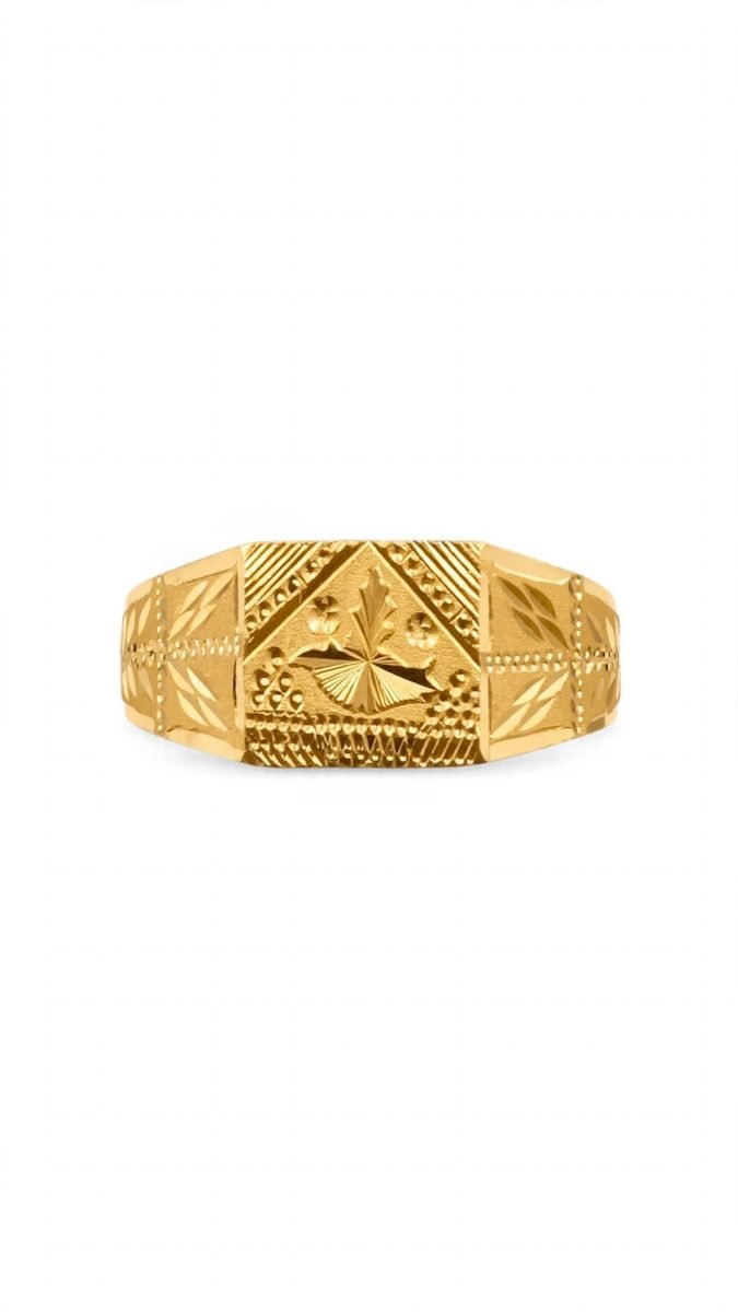 Maple Leaf & Geometric Chevron Gold Signet Ring